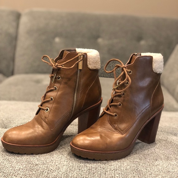 MICHAEL KORS winter healed boots - Picture 1 of 3